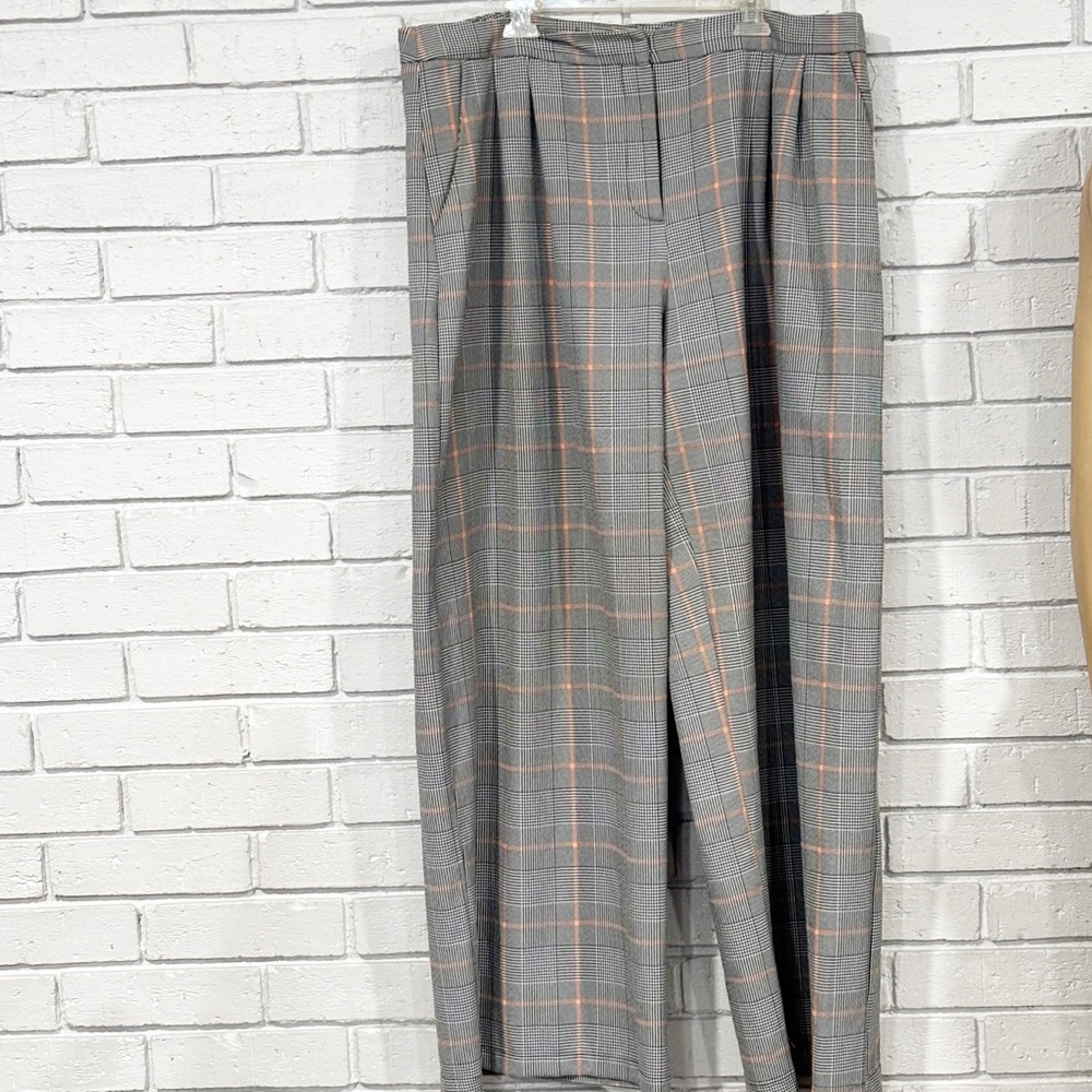 ASOS‎ Gray and Pink Plaid Pants